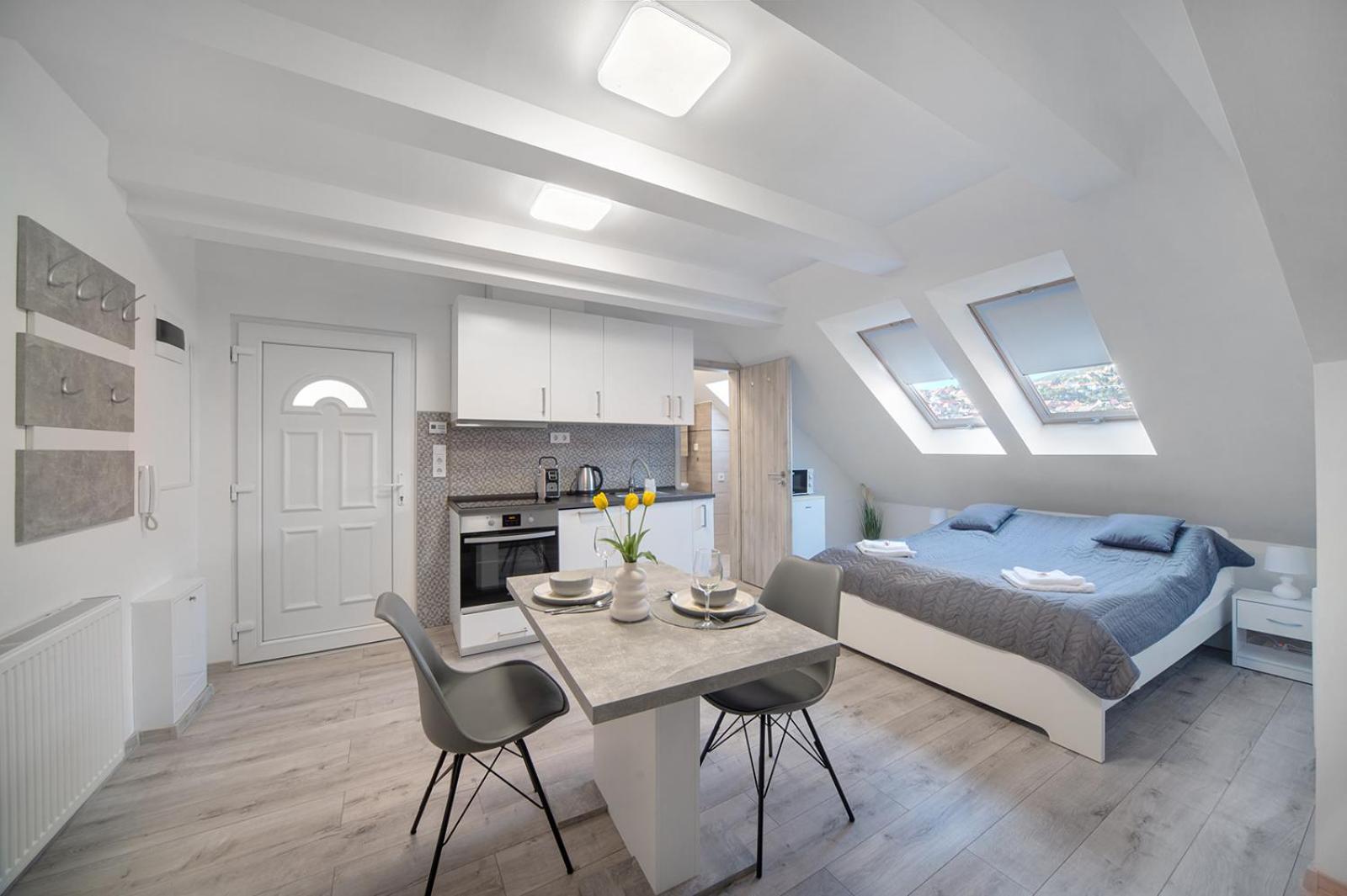 Agoston Apartman 1-2 - Lora,Marci เปตช์ ภายนอก รูปภาพ